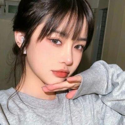 网聘女伴
